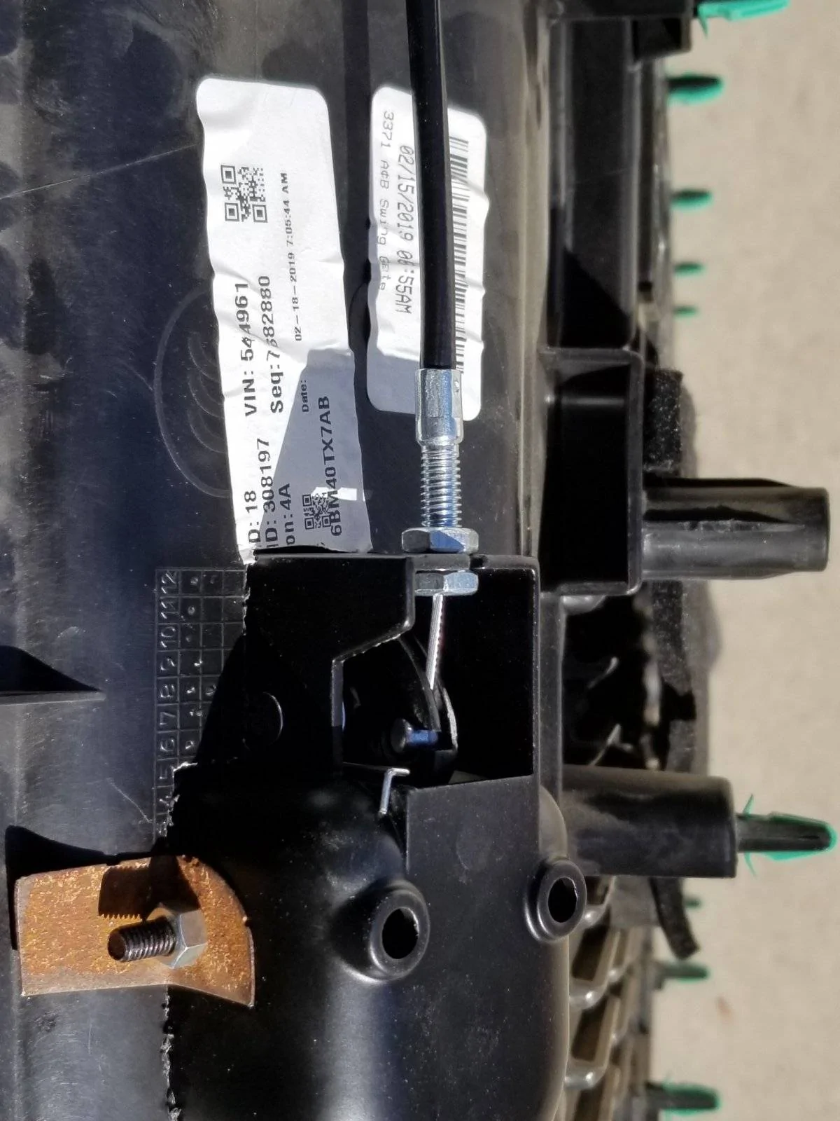 Jeep Wrangler JL Interior tail gate opening latch 20210411_154339
