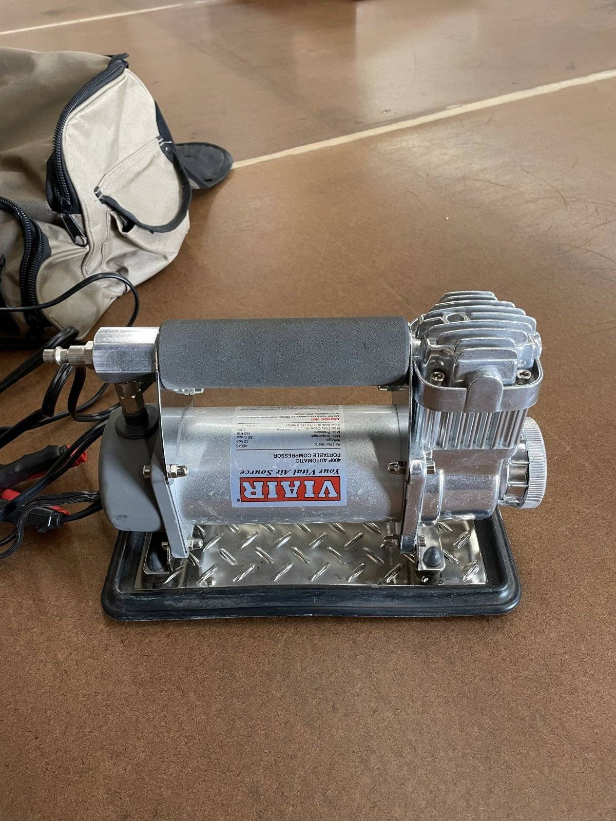 Jeep Wrangler JL Viair 400P Portable Air Compressor IMG_1003