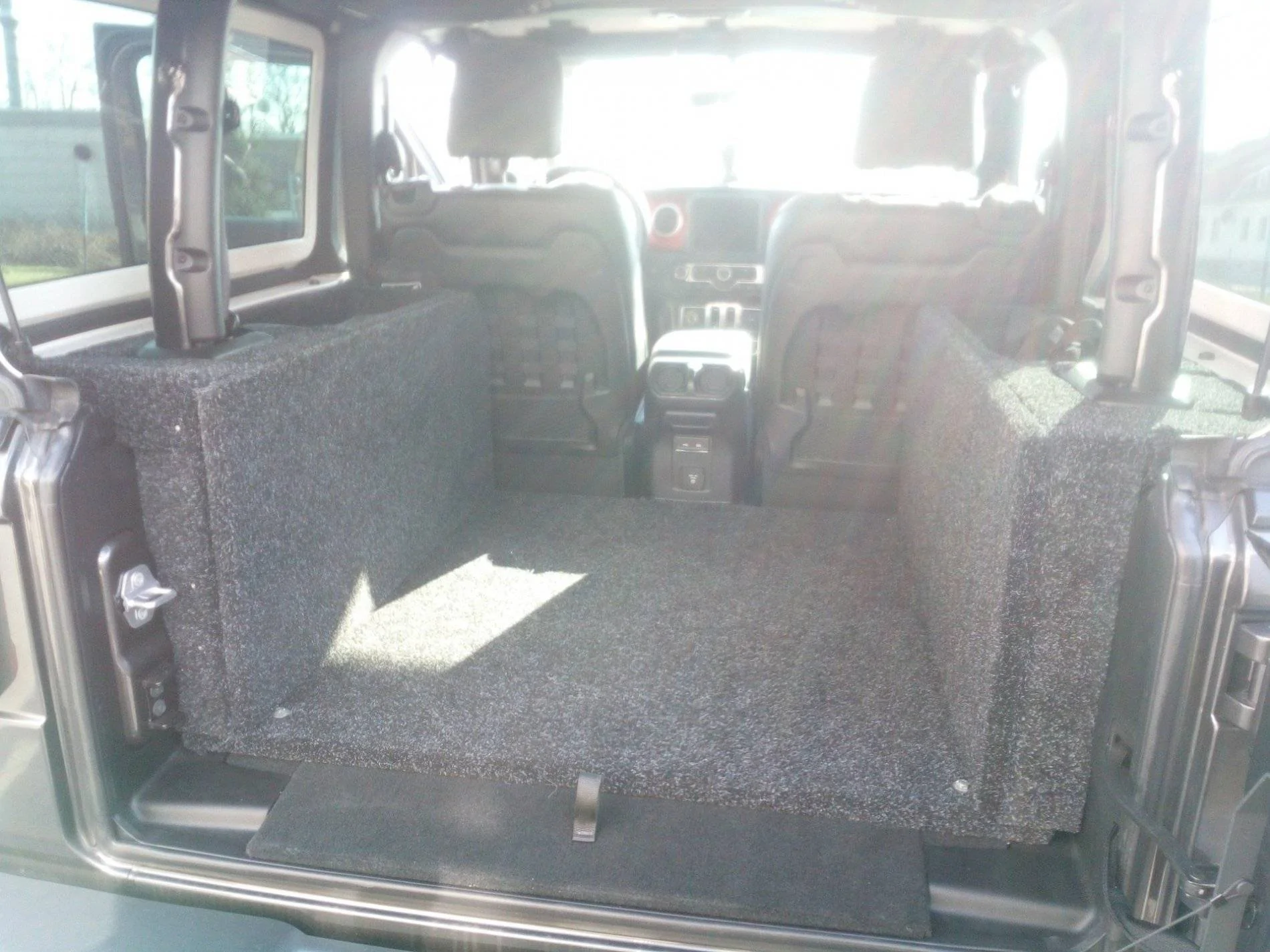 Jeep Wrangler JL Cargo Drawer Build 008