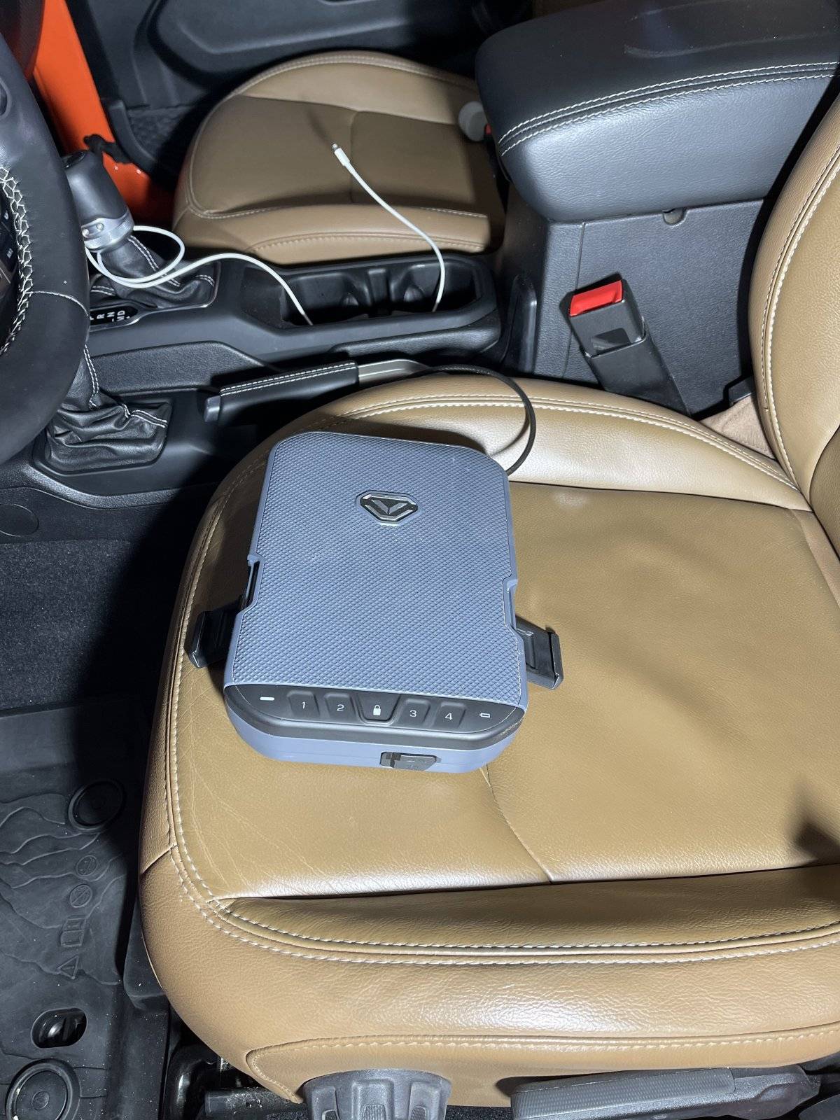 Jeep Wrangler JL locking gun safe for my JLU 31D8E052-A14E-4C02-A66F-2ED9C542BAA6