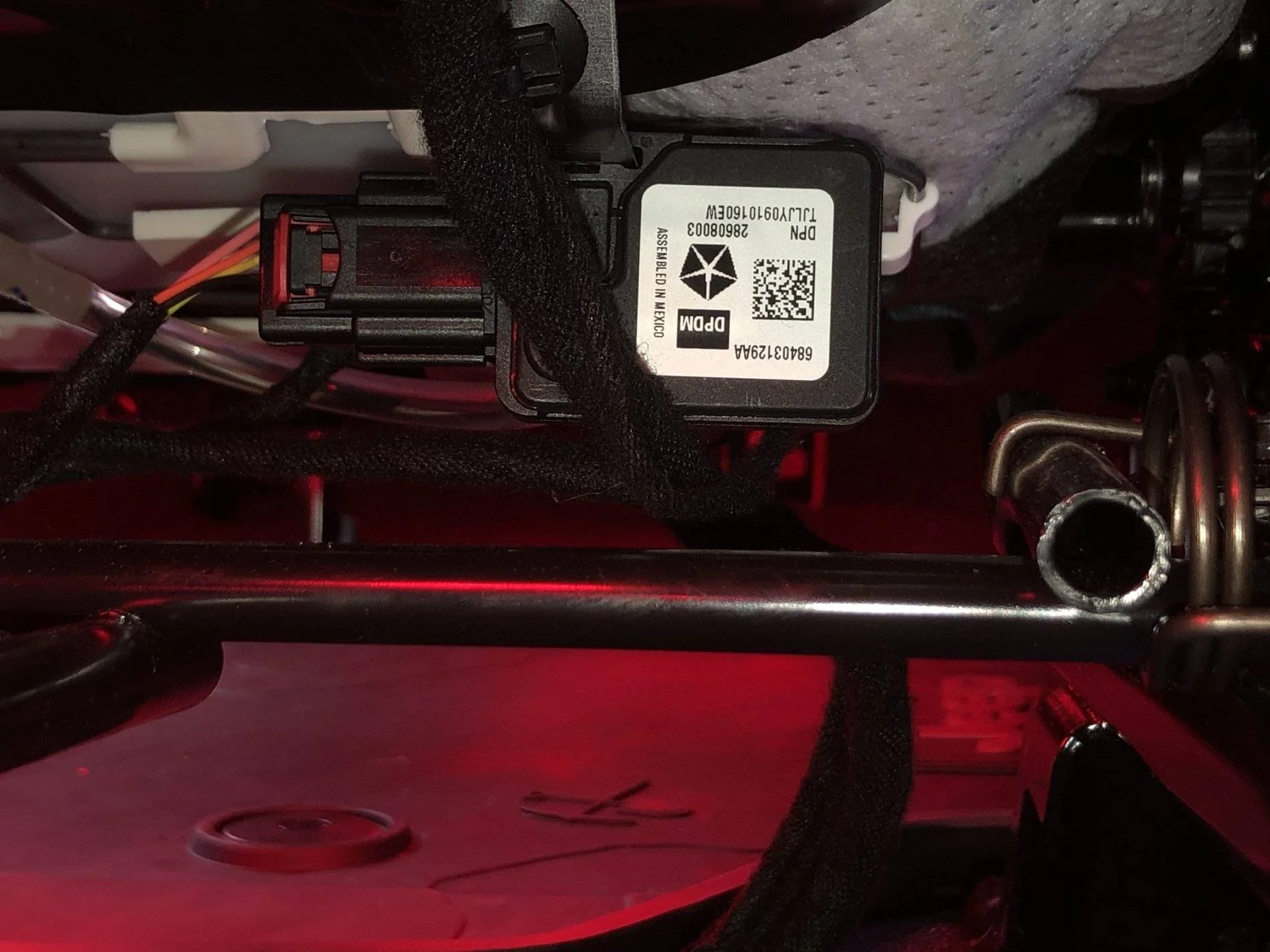 Jeep Wrangler JL JLU HEATED SEATS MODULE?!?! 2BAC96BA-C8A4-4547-9274-E6CDB862F9F7