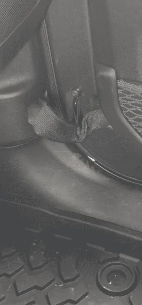 Jeep Wrangler JL See light through the passenger door when closed... 1618595537887