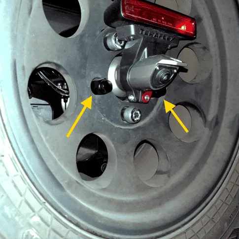Jeep Wrangler JL Anyone know how to remove spare tire studs? 1618639353427
