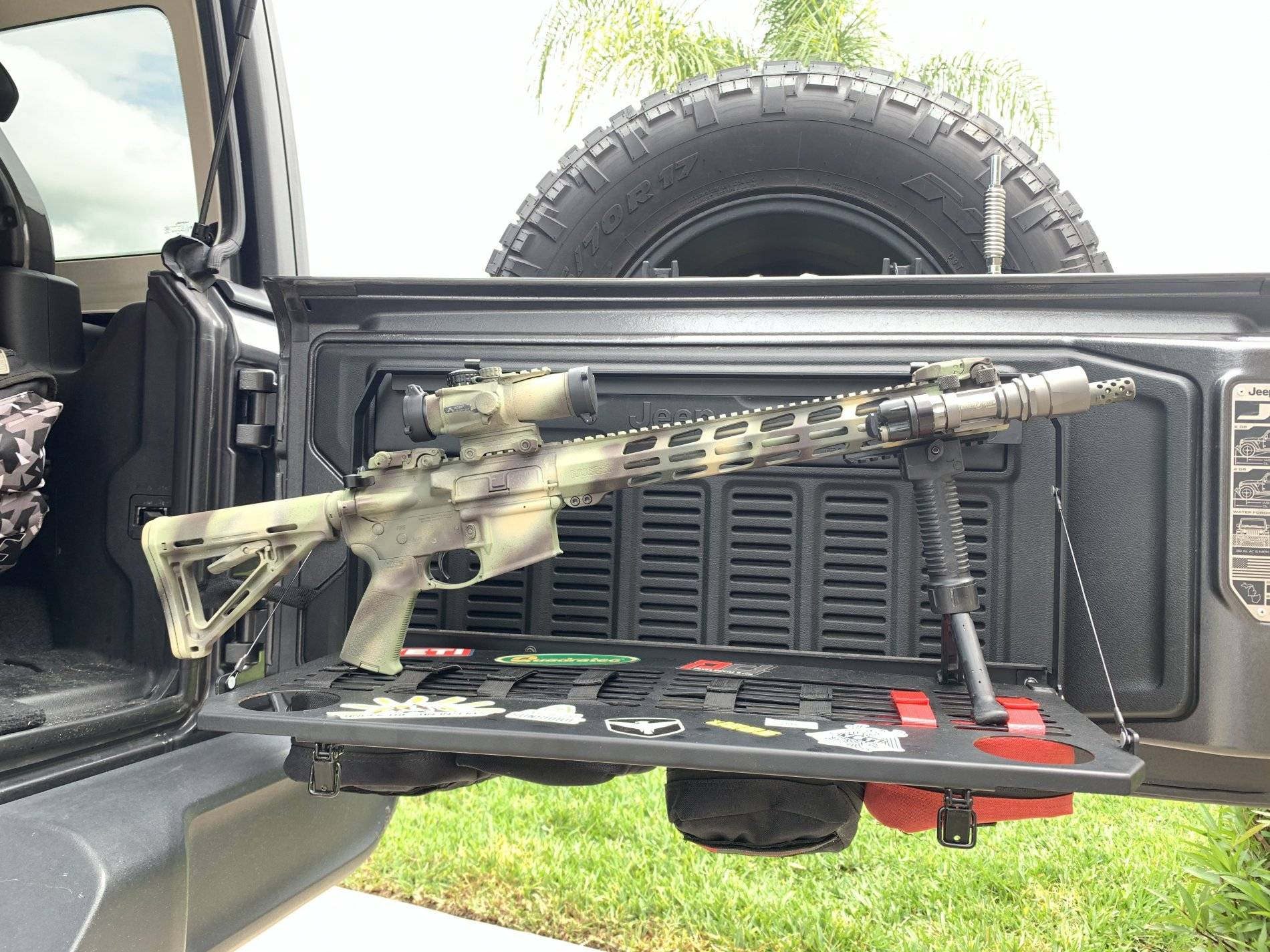 Jeep Wrangler JL Mopar Tailgate Table Installation Writeup 04E24F62-73B3-4020-813C-5A6C8310BB58