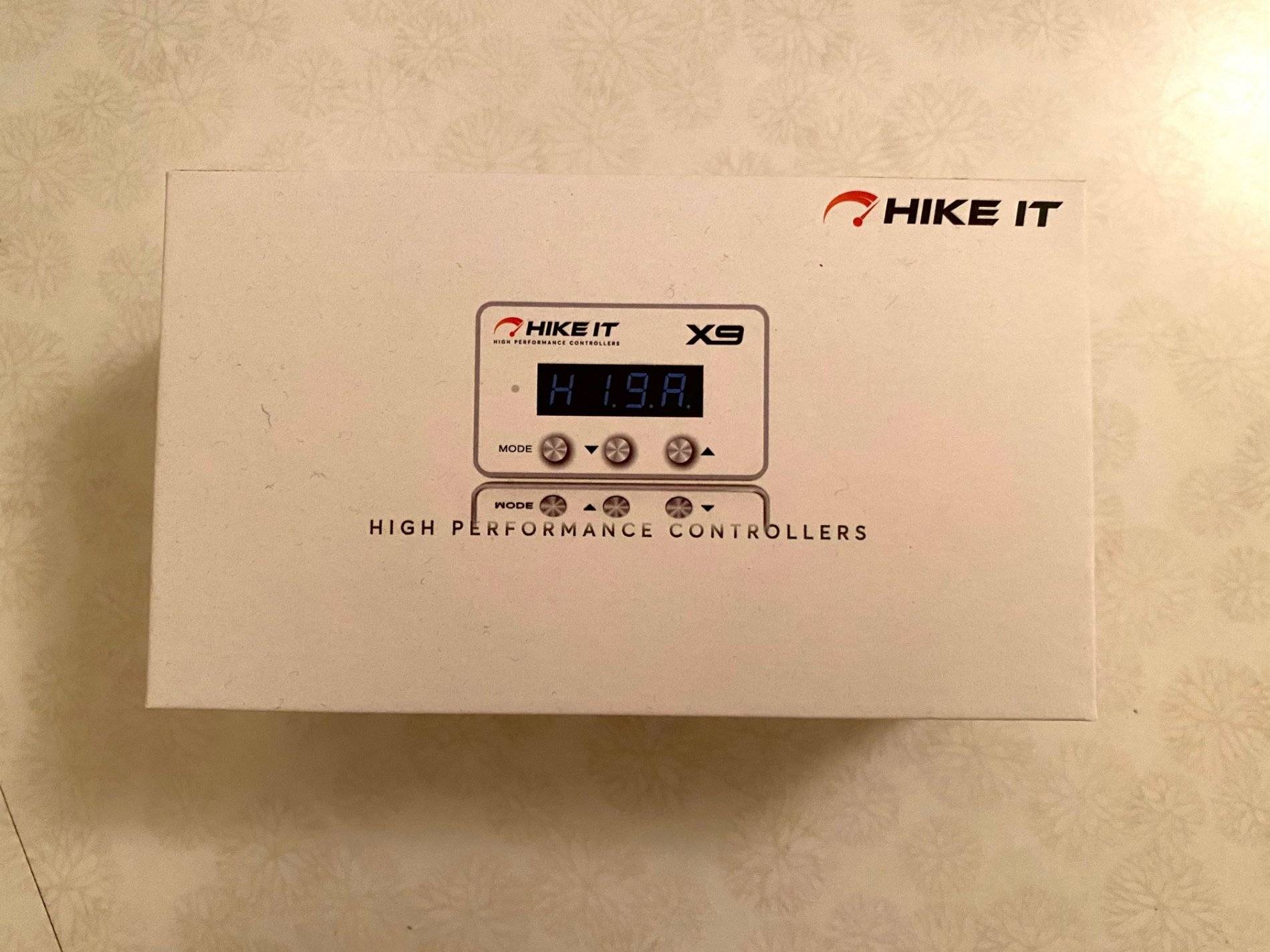Jeep Wrangler JL Hikeit X9 Throttle Controller IMG_2923