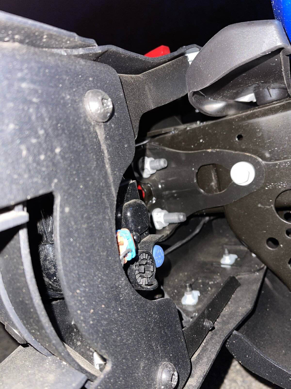Jeep Wrangler JL Mopar Performance Off-Road Bumper; something missing? 73C93DC7-421B-4BE8-A150-80532A26005D