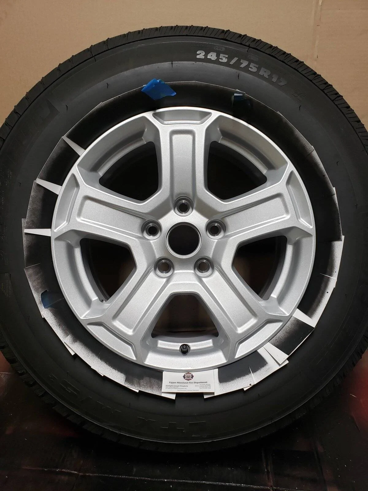Jeep Wrangler JL Plastidip Stock Rubicon Wheels Tire Overspray Barrier