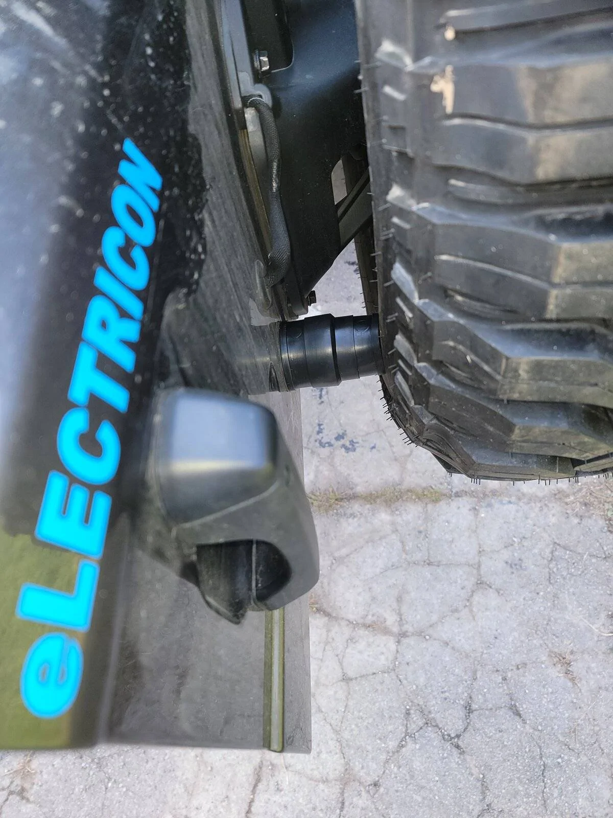 Jeep Wrangler JL eLECTRICON: 4xe Rubicon Build 20210427_171544