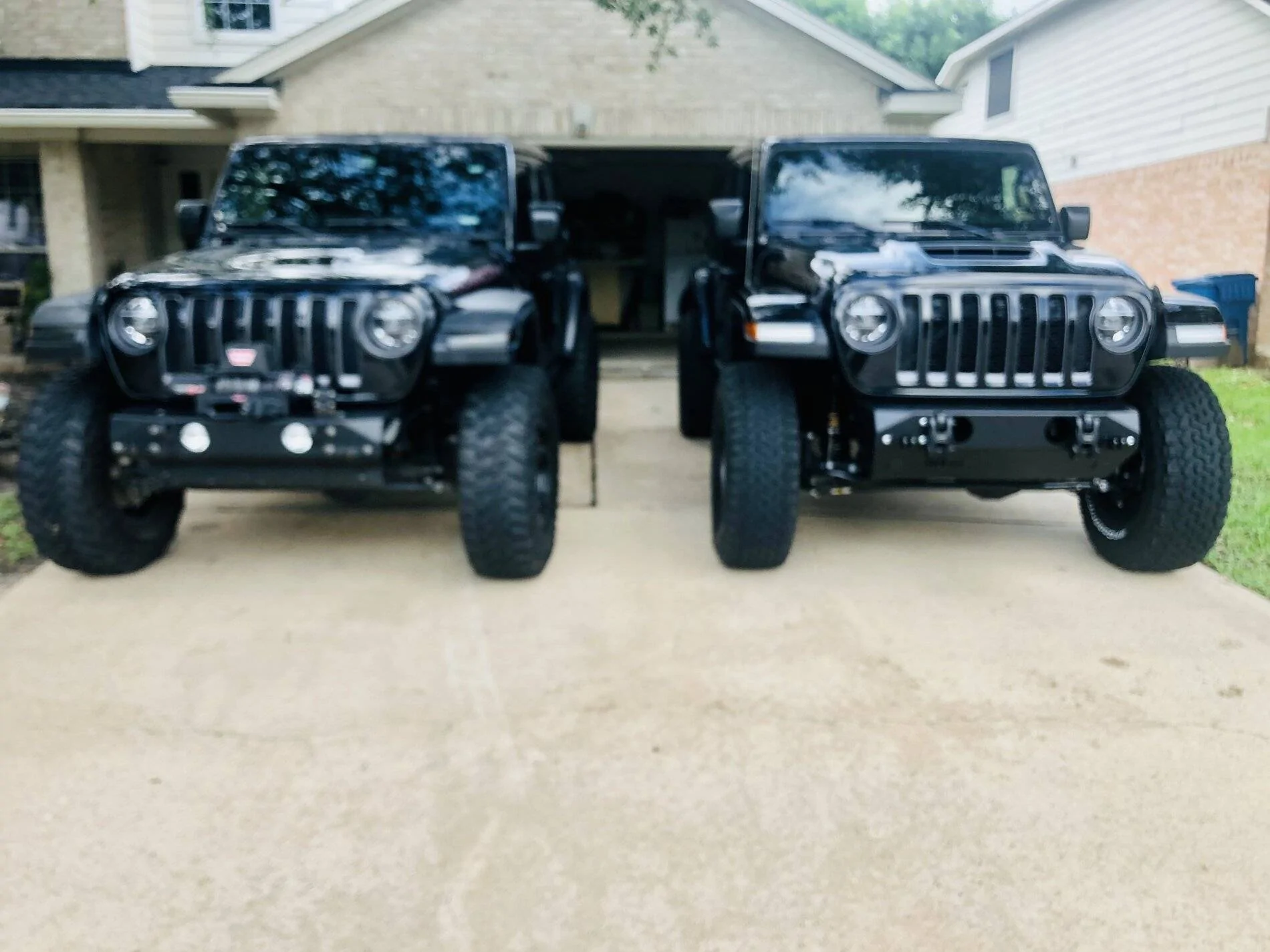 Jeep Wrangler JL Worked on the 392 diet, gave her some air and made him a little taller this weekend 1EE9D5FA-BD5C-4762-AC10-77CC4A753E61