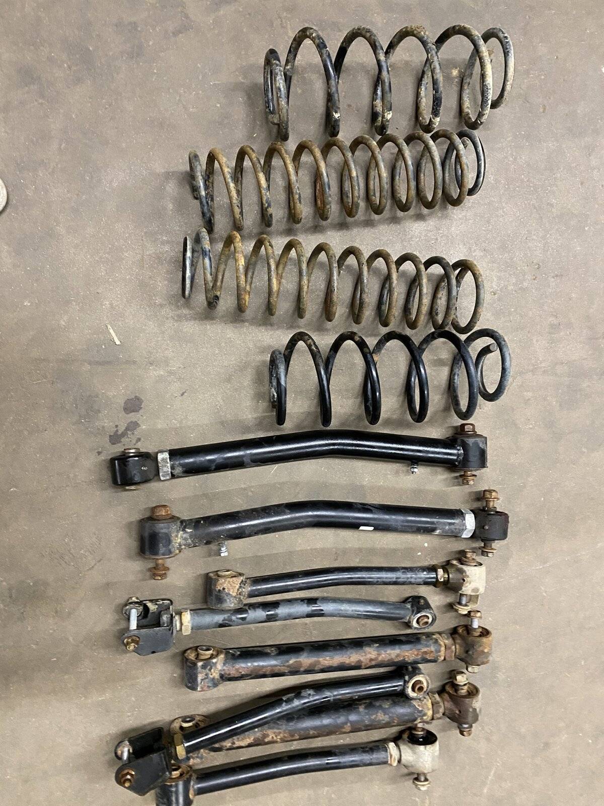 Jeep Wrangler JL Evo Springs& Adjustable Control Arms E6892422-0257-4576-AEB0-FFBC411377DA