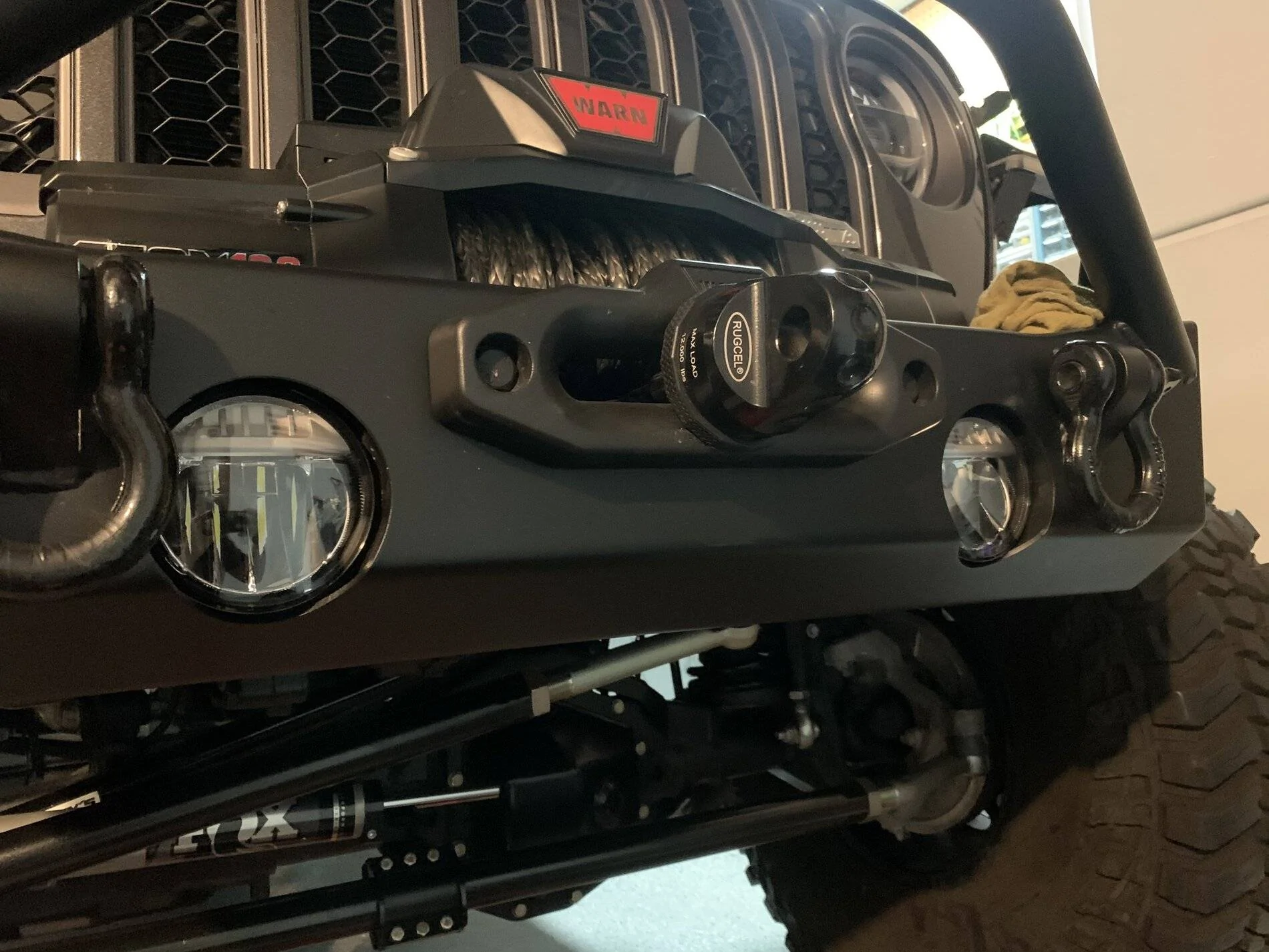 Jeep Wrangler JL Gladiator grill on JL install C8ACCA77-6F99-4CB0-B166-7A5C4A531FB6