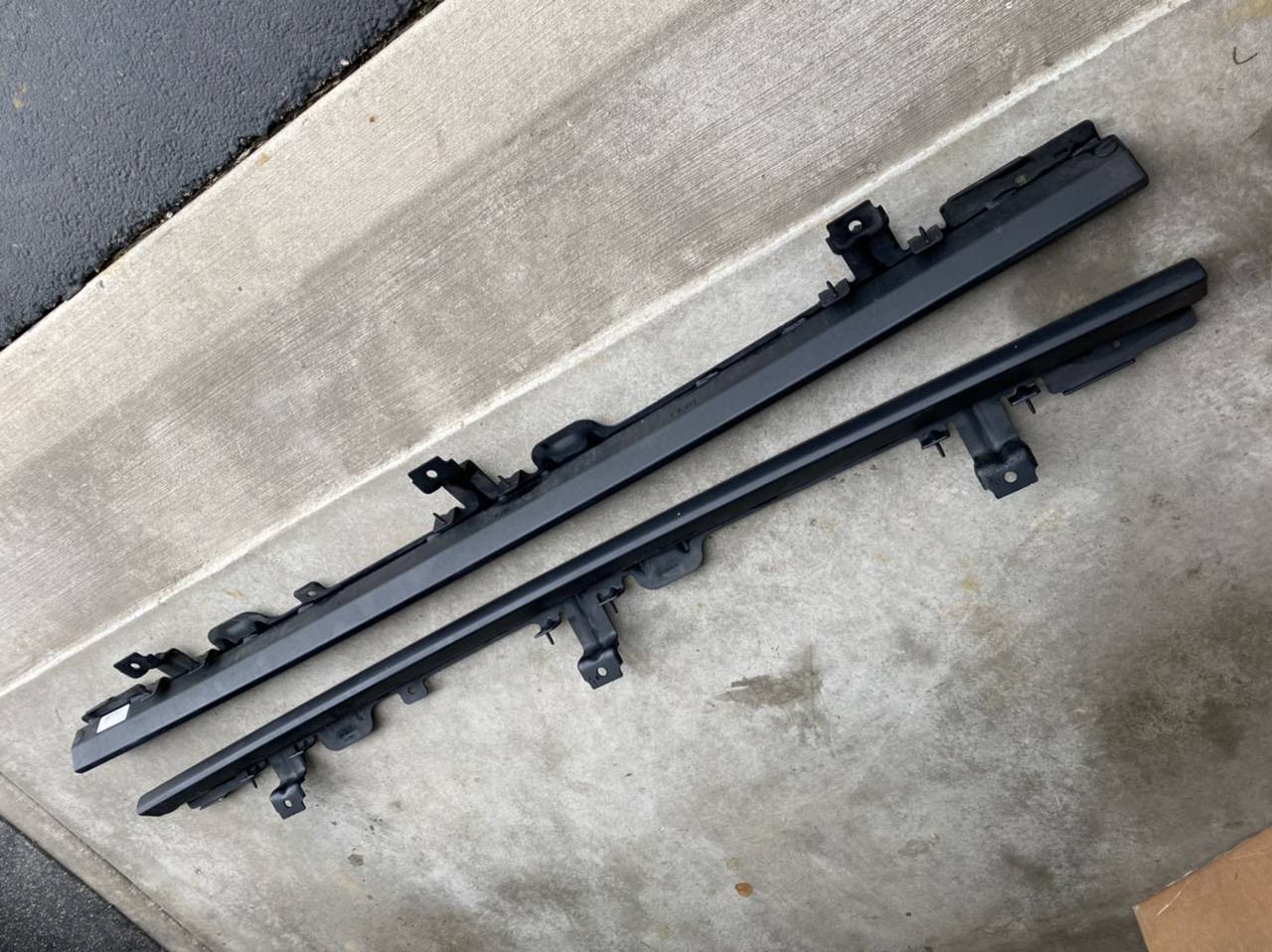 Jeep Wrangler JL JLUR Rock Rails/Sliders 9C7DAC31-501B-47CE-B4D4-55B0BDB09F6B