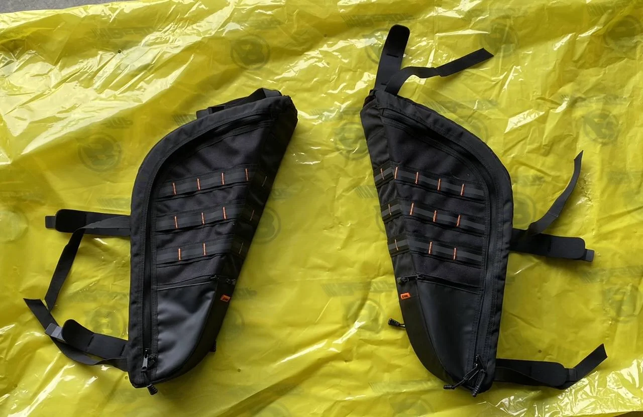 Jeep Wrangler JL XG Cargo Magellan bags 8DF4A475-CB1F-4260-9D31-B42E4D651D9C