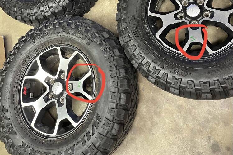 Jeep Wrangler JL How to remove marker from wheels? EBCB6251-8136-4B5D-80C4-6C735B2251AE