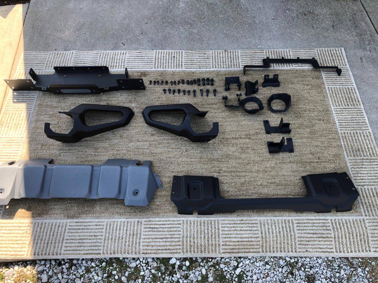 Jeep Wrangler JL Rugged Ridge Venator front bumper 2021-03-27 13.12.19