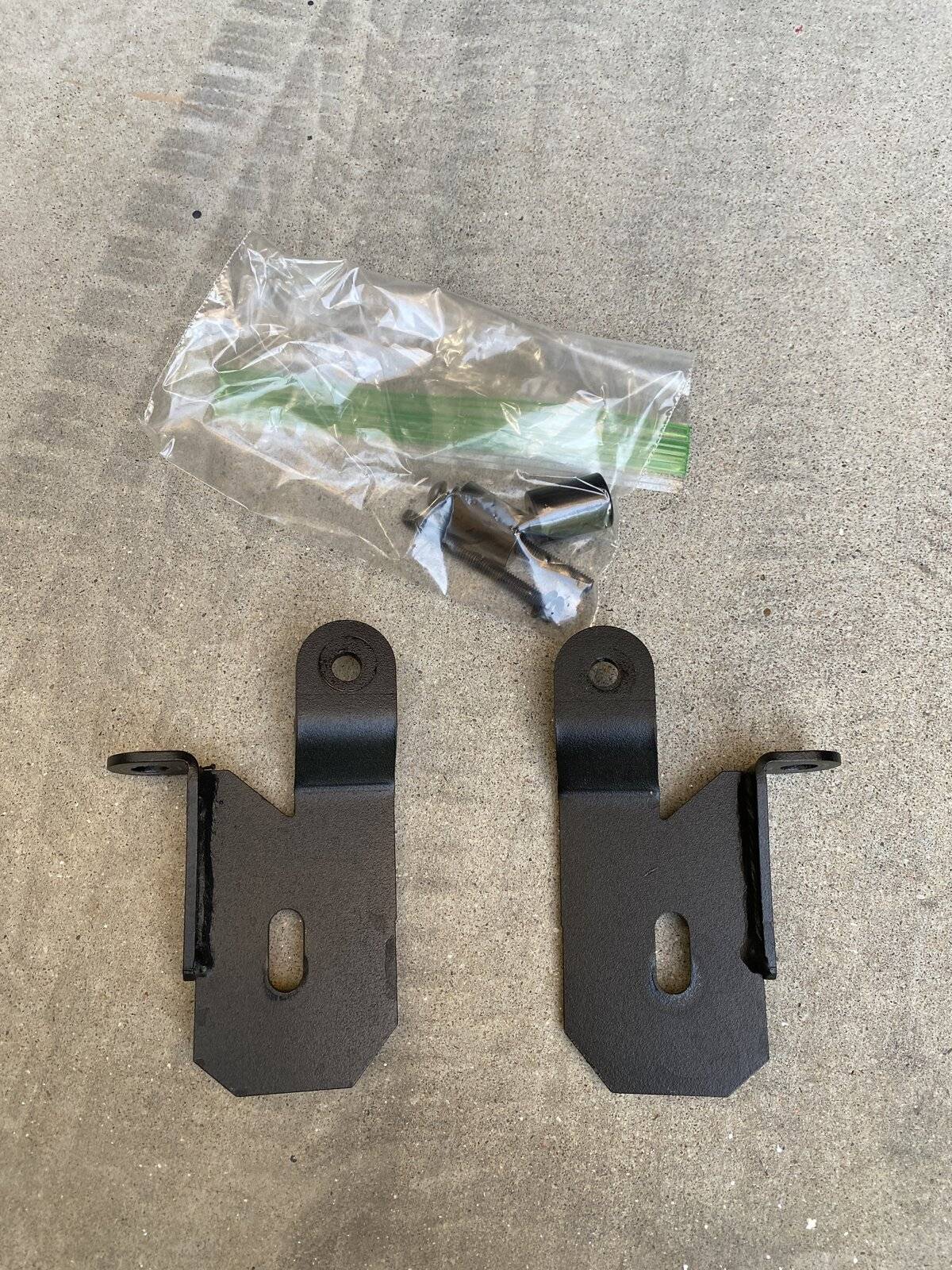 Jeep Wrangler JL SOLD - KC A Pillar Light Mounts 347F6676-1559-414A-B444-69423AA8AC3F