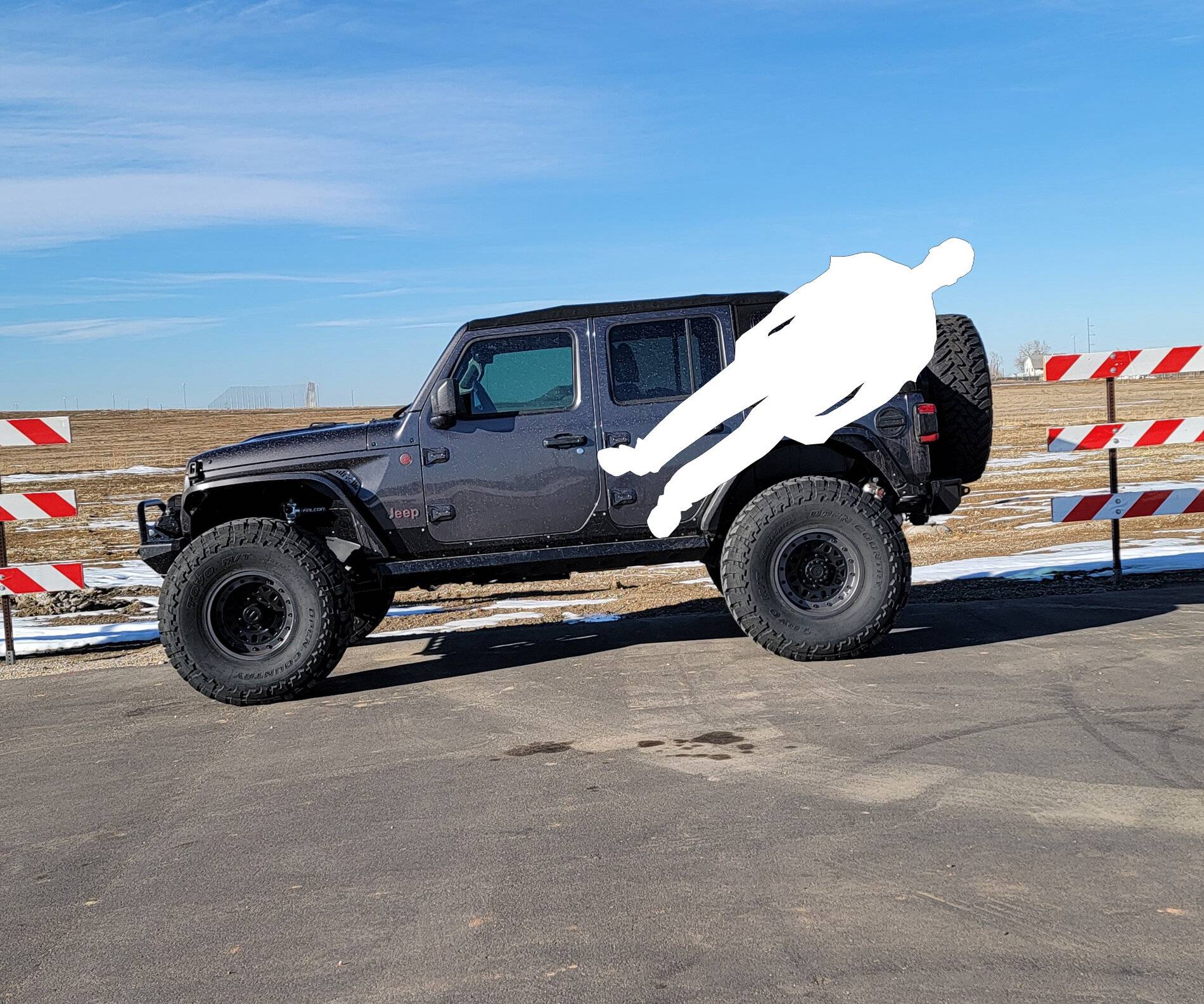 Jeep Wrangler JL Do you have the Trektop Ultra? TTno