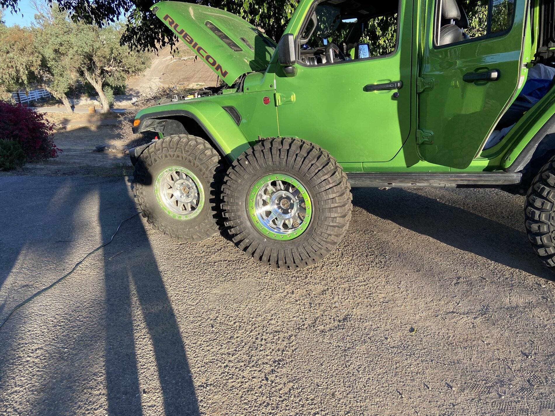 Jeep Wrangler JL Help to Identify Wheels/Beadlocks/Backspacing/Offset DBCA0142-9C2F-4181-92DB-BC9AA5763D22