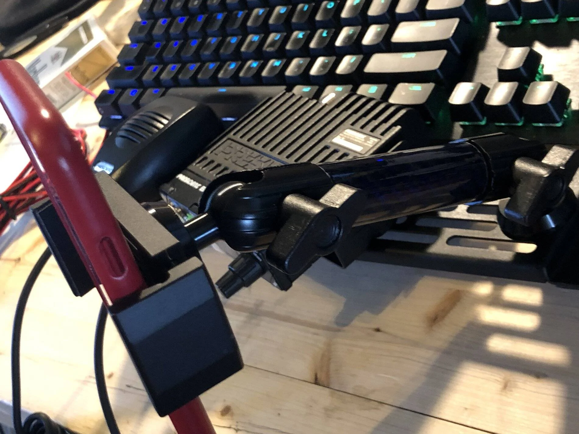 Jeep Wrangler JL Cleanest Phone Mount Solution IMG_0843