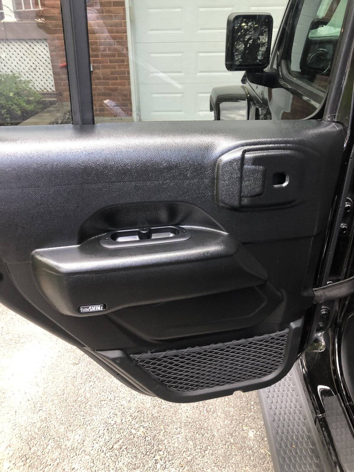 Jeep Wrangler JL Wheeling with (big) dogs 0206029C-49B2-40A8-B637-9C8B0E8087BD