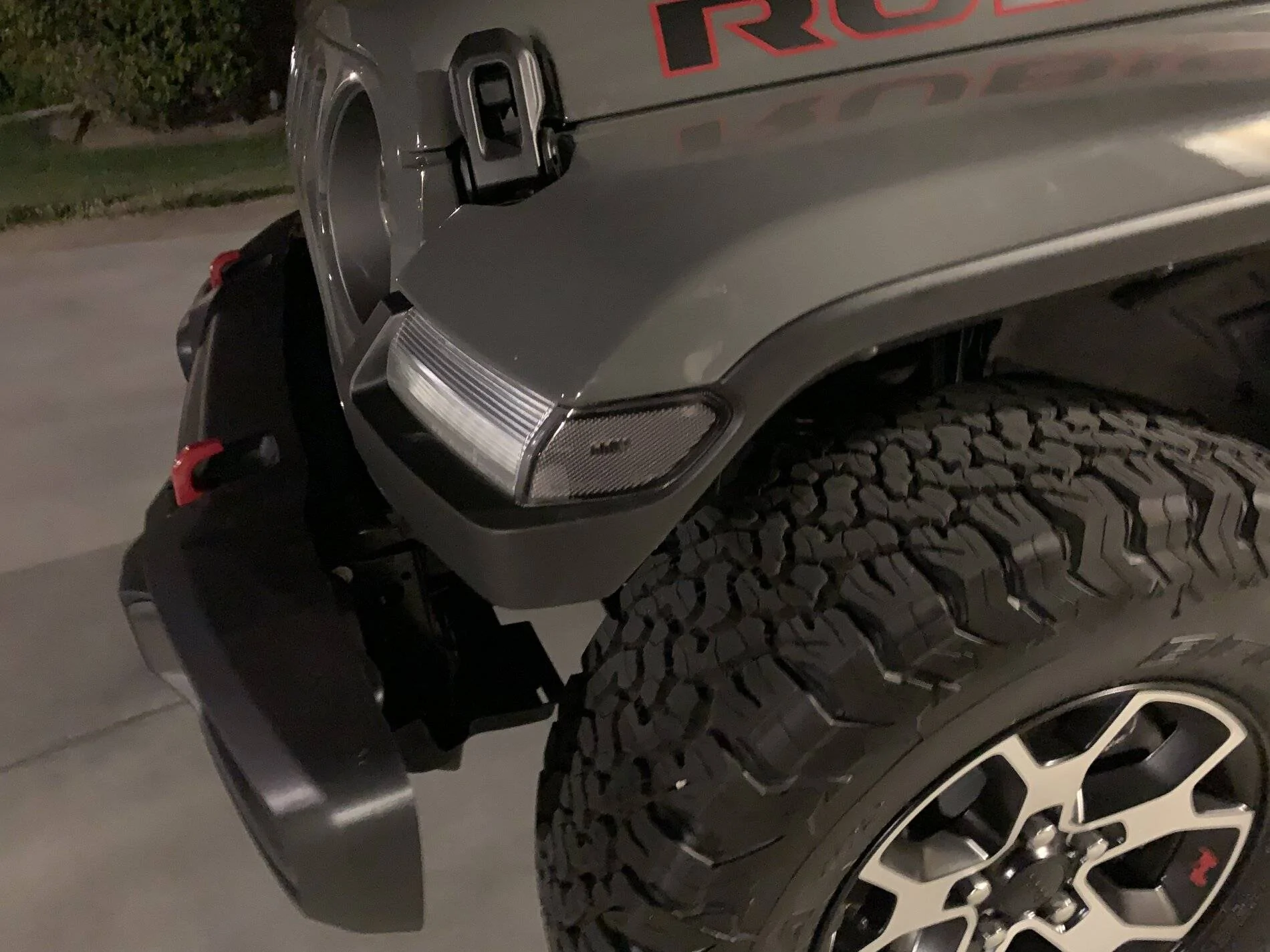 Jeep Wrangler JL Installed the 9" Kiwi Master LED Headlights today 68AC75EB-9E99-449B-99DE-EDF321FAA64C