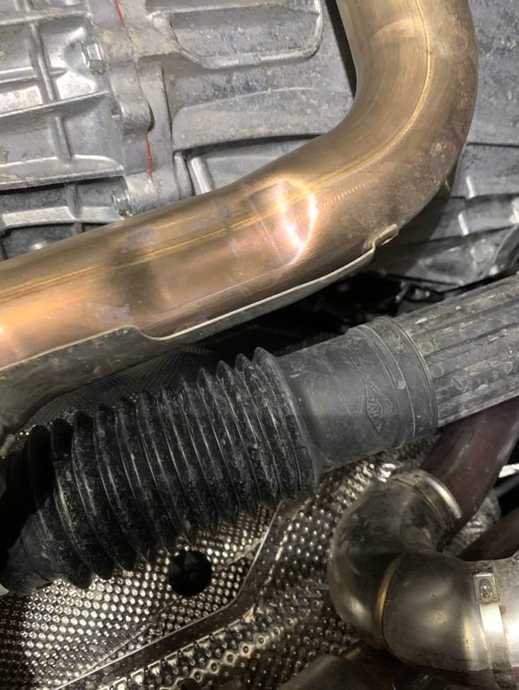 Jeep Wrangler JL Normal indent in exhaust? 233D47AB-99AE-4F5B-B9A3-15789A73460A