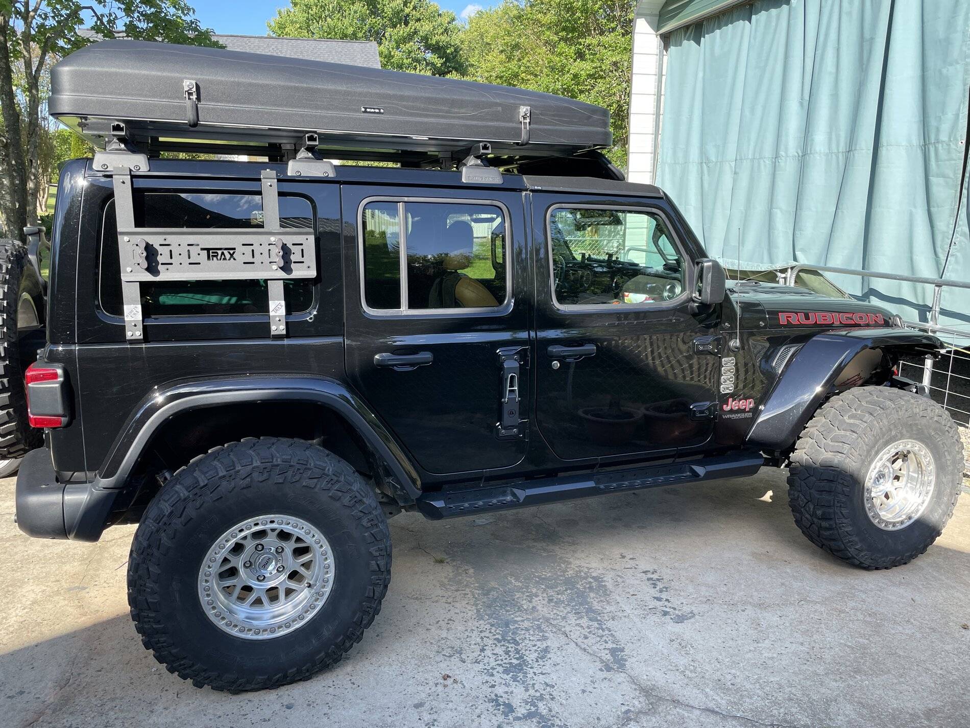 Jeep Wrangler JL Meet The TrailRax Pak Rax System 470300A8-9269-4334-9B1A-AFDE9ABF7750