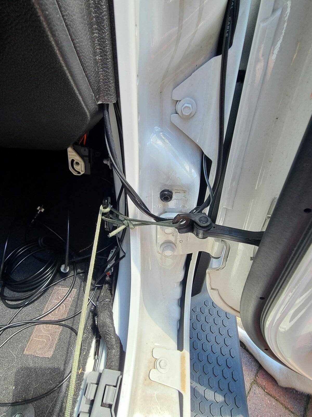 Jeep Wrangler JL Easy door detent pulling. 20210514_130100