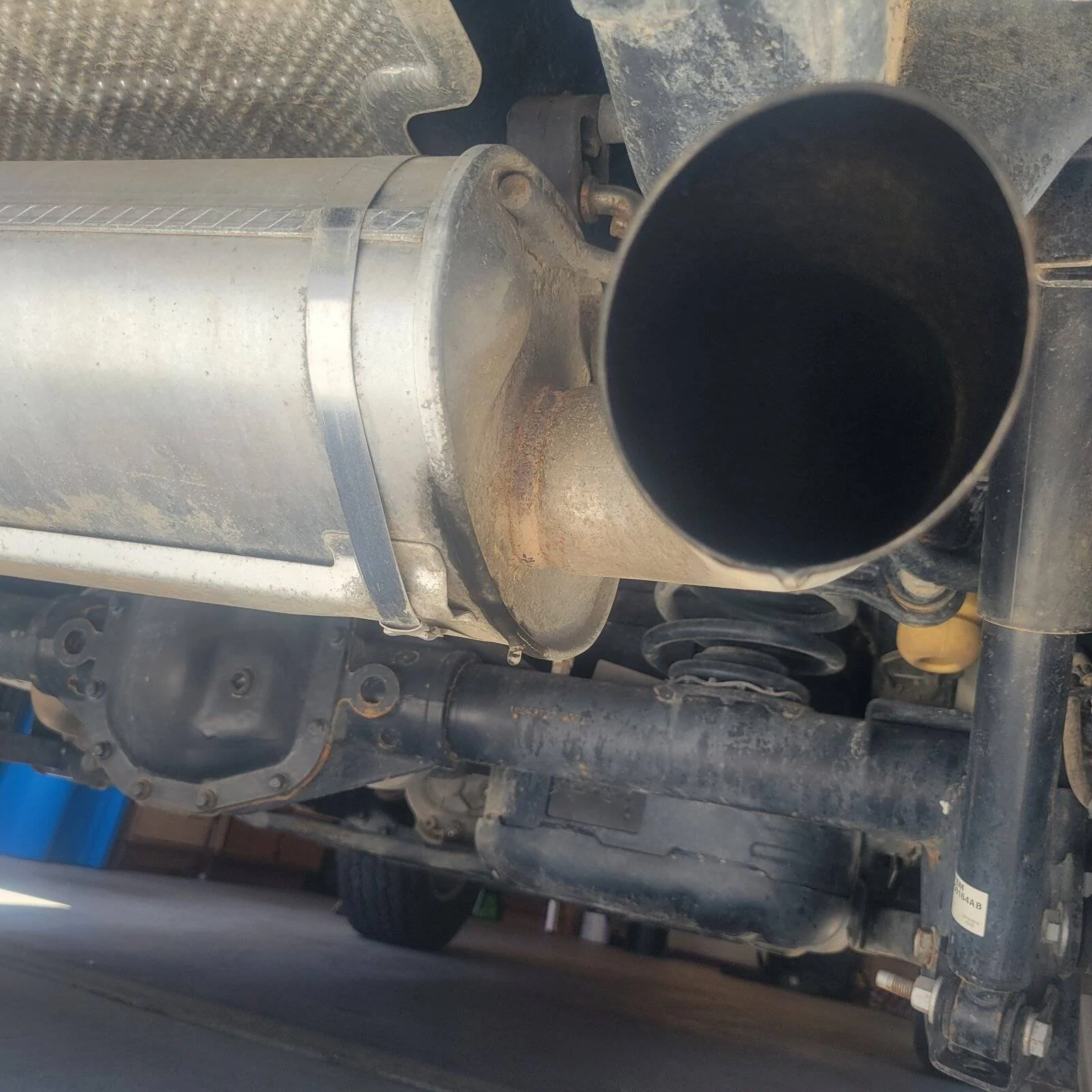 Jeep Wrangler JL Leaky exhaust? 20210516_143337