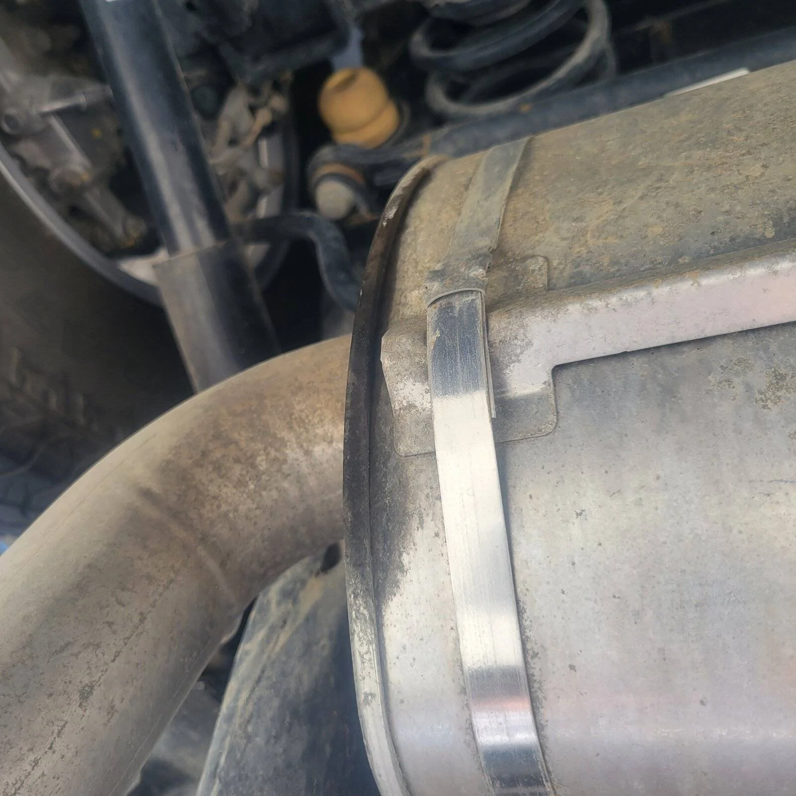 Jeep Wrangler JL Leaky exhaust? 20210516_143715
