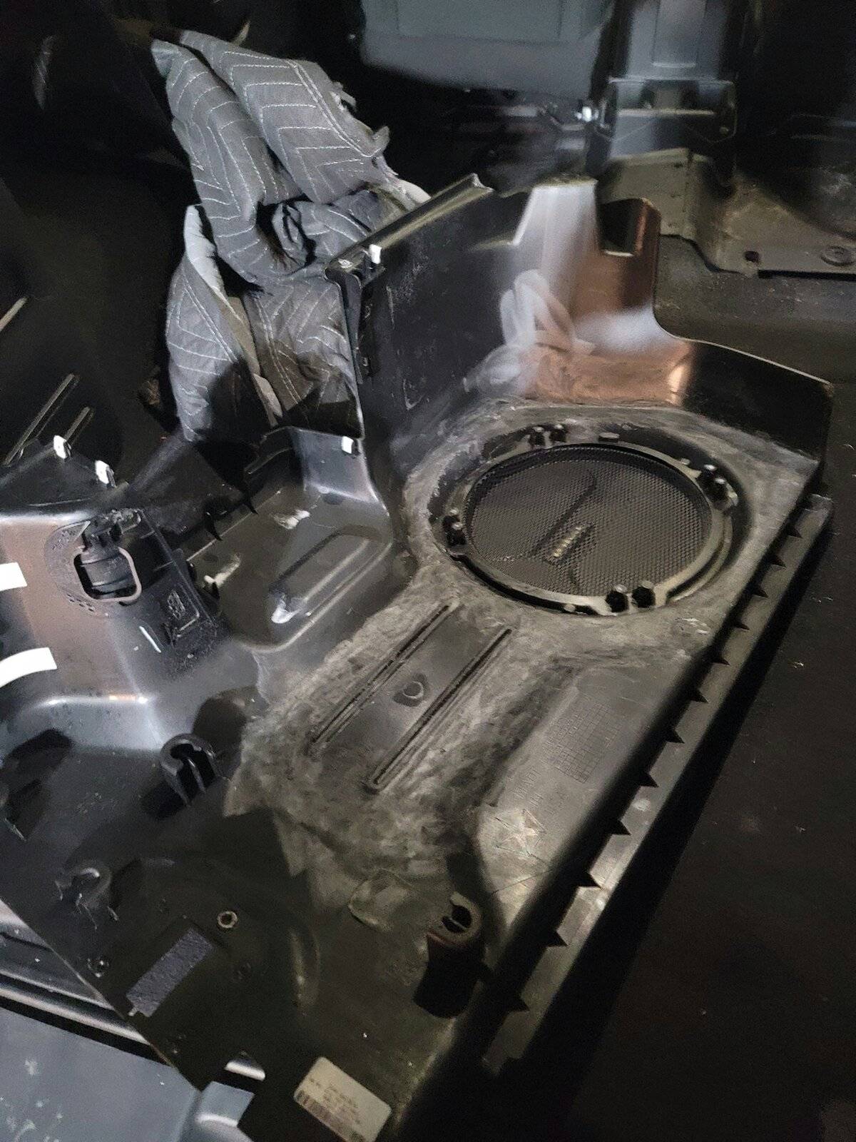 Jeep Wrangler JL JLU audio build 20210517_233904