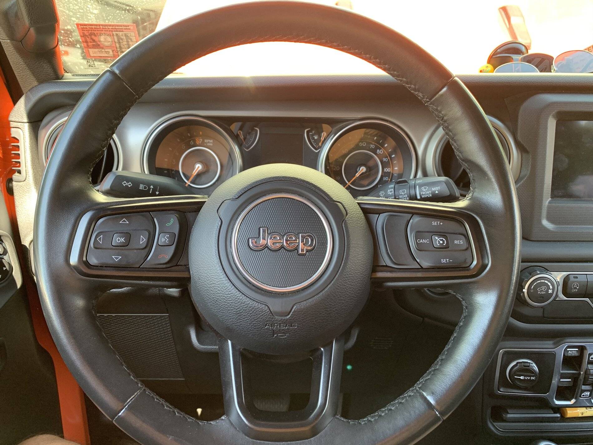 Jeep Wrangler JL JL heated steering wheel install help. D59E9DCB-C6CB-406E-B6C0-D6526FE091E4
