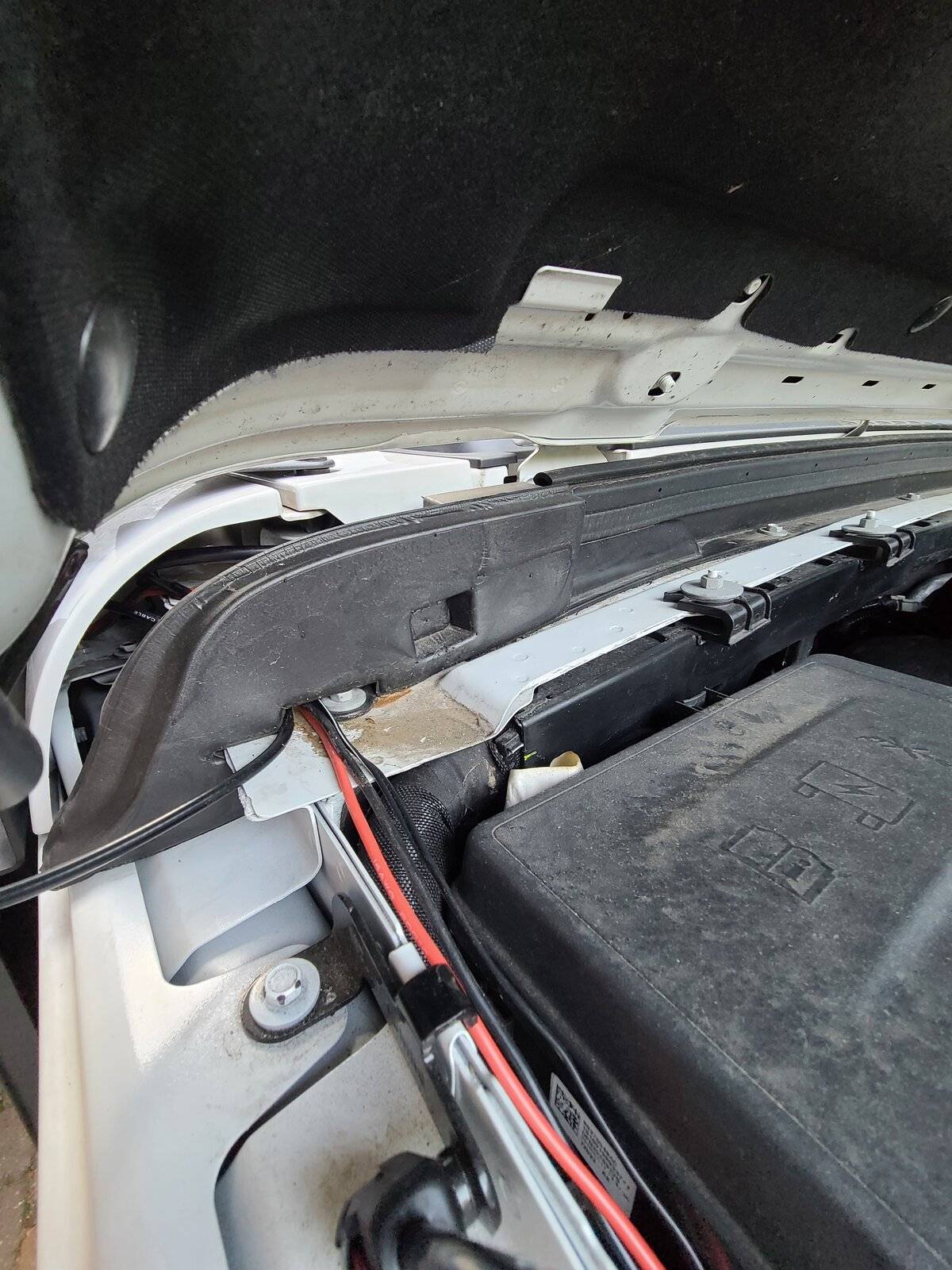 Jeep Wrangler JL Cascadia solar overheat.  Relocation write-up. 20210519_190000