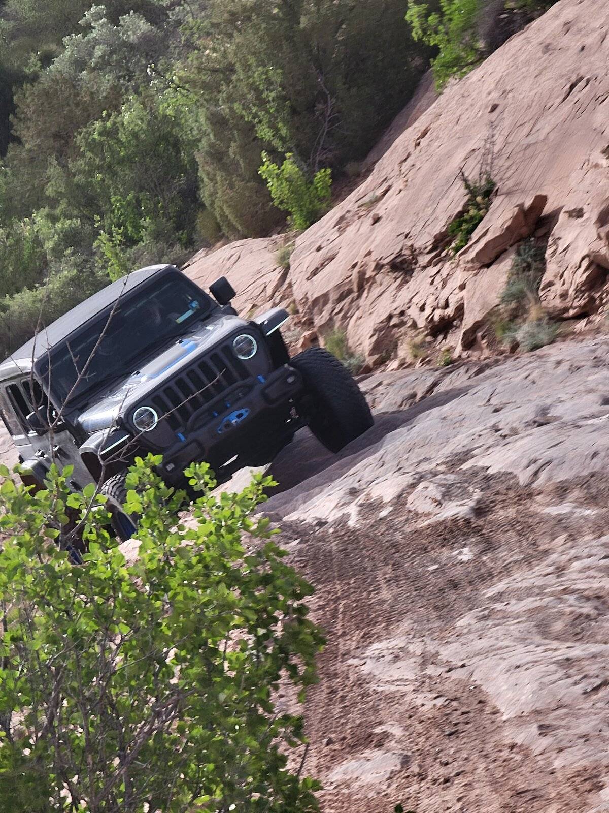 Jeep Wrangler JL eLECTRICON: 4xe Rubicon Build 20210521_184222