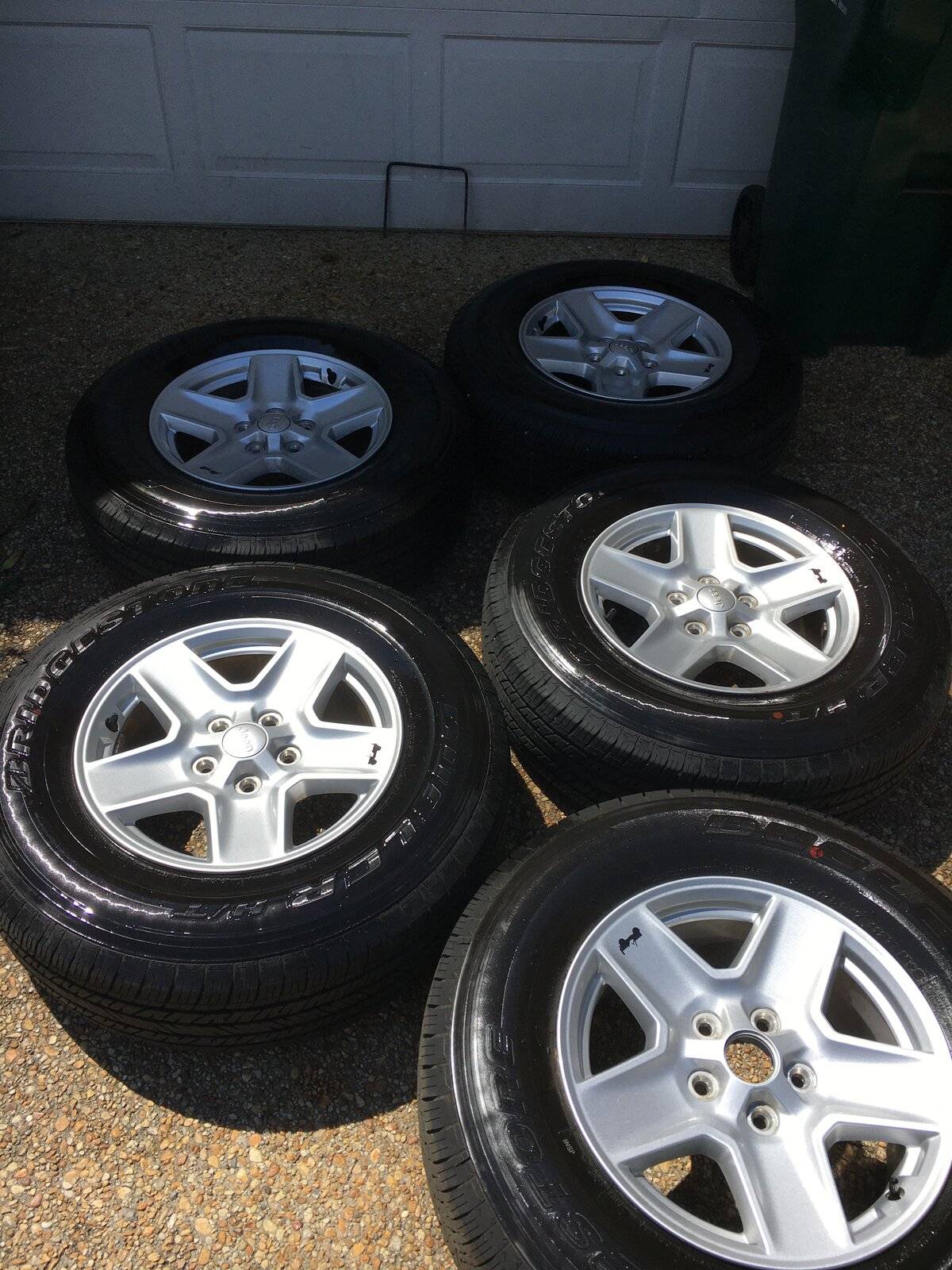 Jeep Wrangler JL Jeep wheels/tires-Price Reduced! 742F34E0-0D6F-4CD1-8F89-150C0731E009
