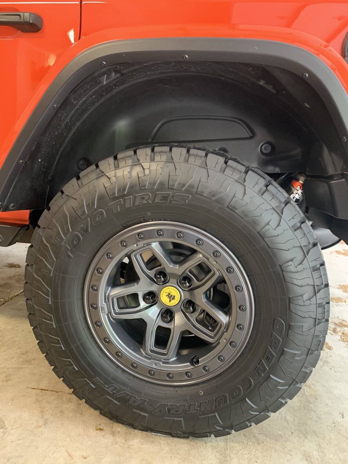 Jeep Wrangler JL Tire Shine 6E0F088E-2CAB-4217-9A34-C8EABBF8B3DD