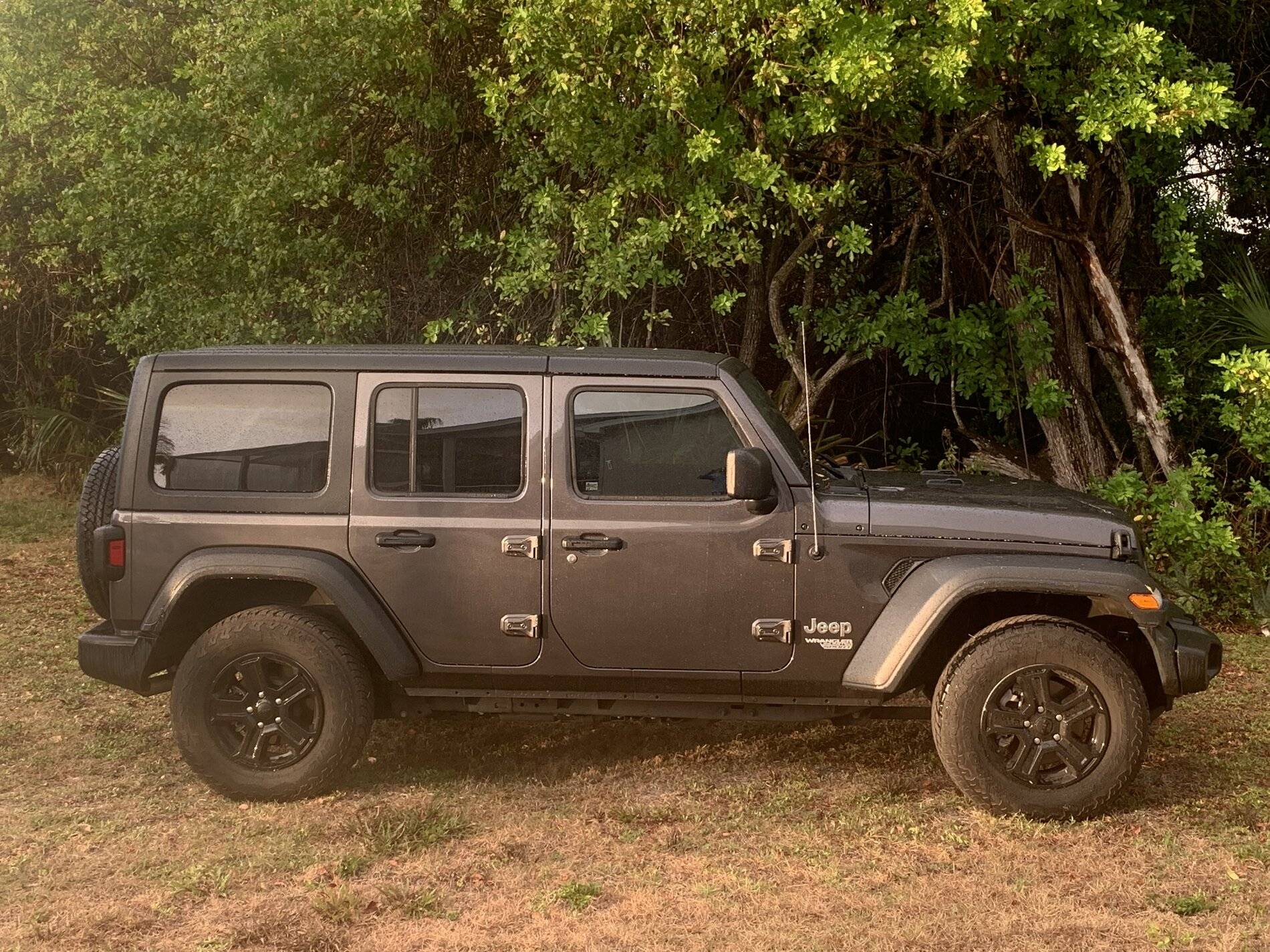 Jeep Wrangler JL Introductions & Welcome Thread 👋 45317FA0-27BB-4E0B-84E3-AFB8F6EA56FA