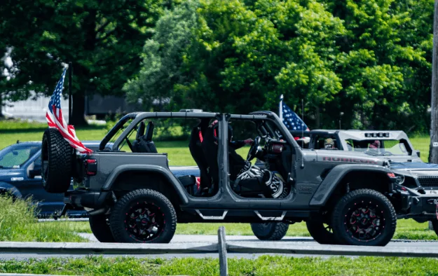 Jeep Wrangler JL 2021 Memorial Day Flag Rides Screenshot 2021-06-02 120456