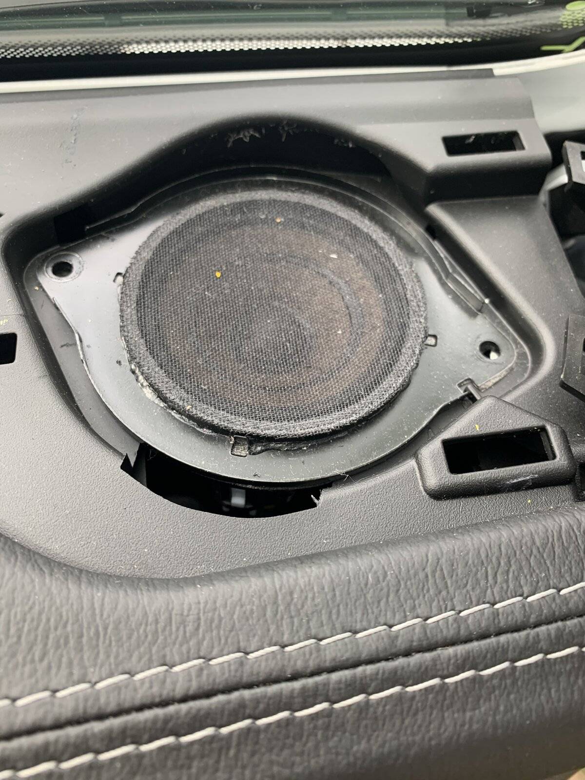 Jeep Wrangler JL Upgraded my two front dash tweeter speaker. 5DA5111A-BFAF-49AC-AE8E-3CB2EF85EFE8
