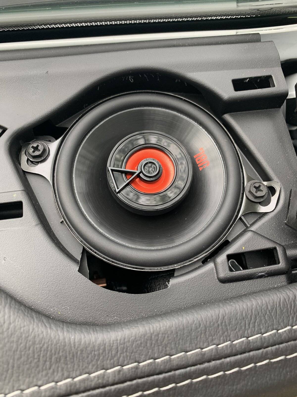 Jeep Wrangler JL Upgraded my two front dash tweeter speaker. 02497DB6-14A7-4857-8E34-774512A74155