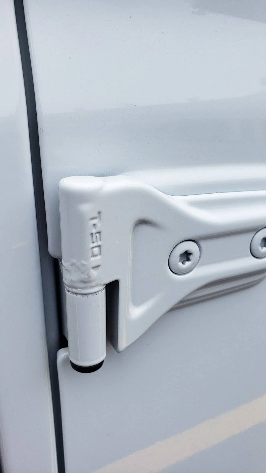 Jeep Wrangler JL Bubbles in Paint at Door Hinges 20210527_124057