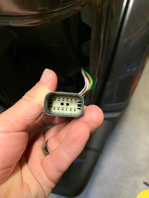 Jeep Wrangler JL Stop light not working - need to find this part IMG_7337