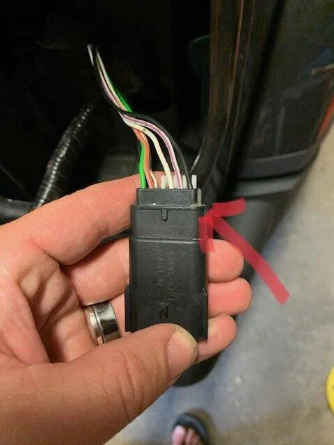 Jeep Wrangler JL Stop light not working - need to find this part 2A0B0C7D-7A40-42D0-B1B7-1652E04E5242