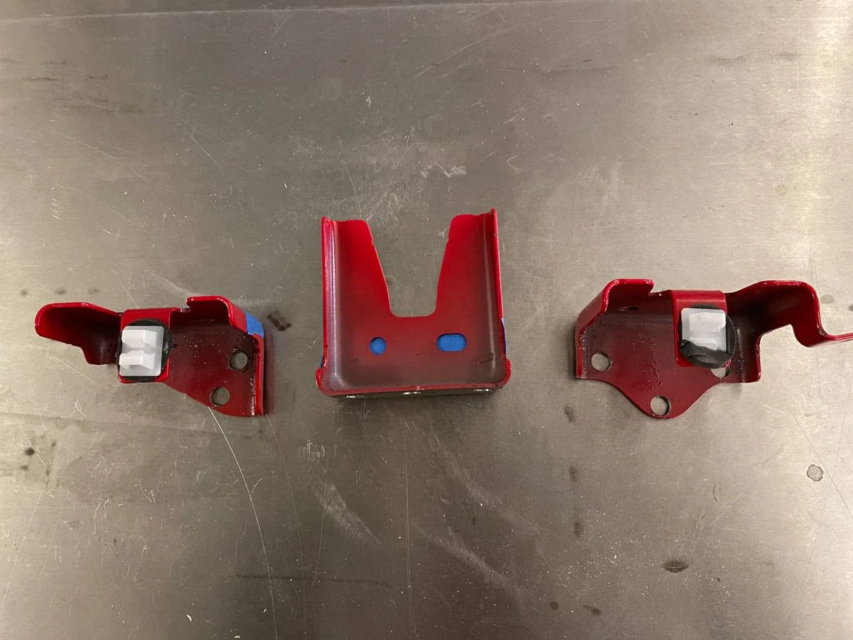 4xe-platform-08-brackets.jpg