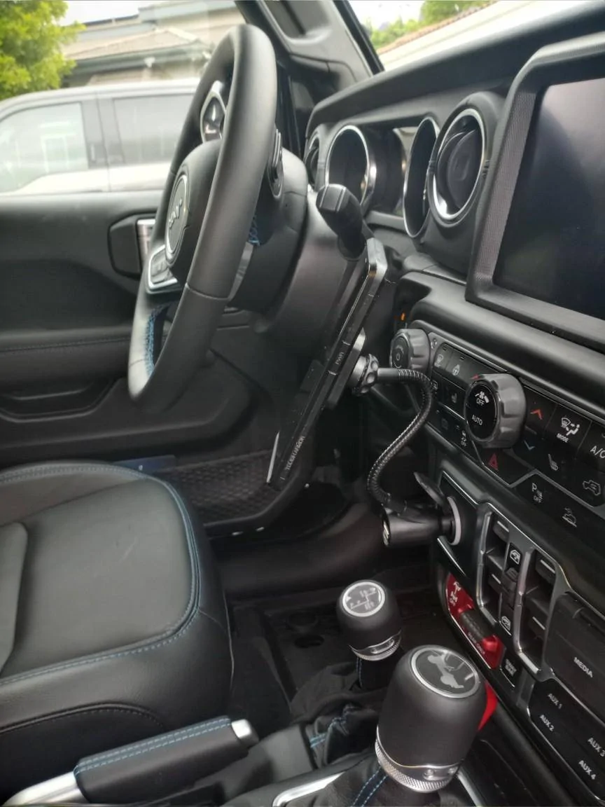 Jeep Wrangler JL Phone Mount for 4xe Resized_20210607_075217_20210607_075327