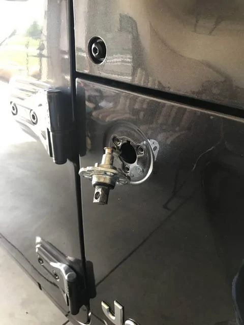 Jeep Wrangler JL Rugged Ridge CB/AM/FM kit QDki6vDl