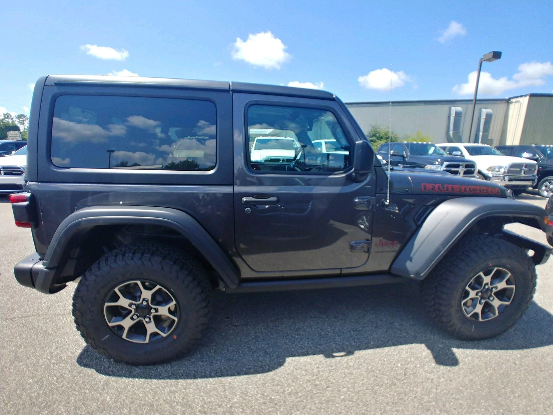 Jeep Wrangler JL 2 DOOR JL build/order discussions master thread 0524181050c_HDR