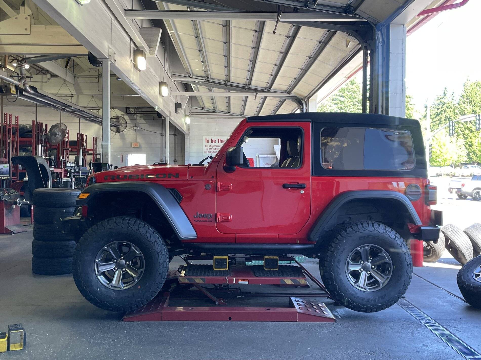 Jeep Wrangler JL New Raptor Load Range C 37s? 4EB7C2D0-FD49-4C18-9E7D-C78550A36C62