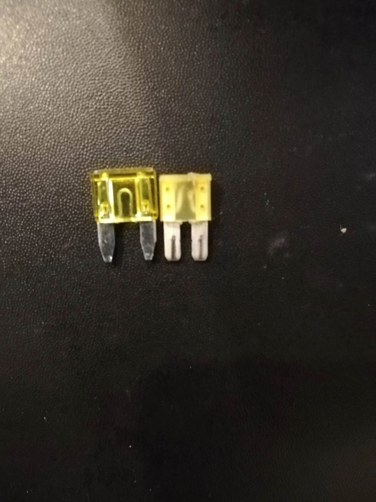 Jeep Wrangler JL fuse is not standard mini blade? IMG_20210618_124158