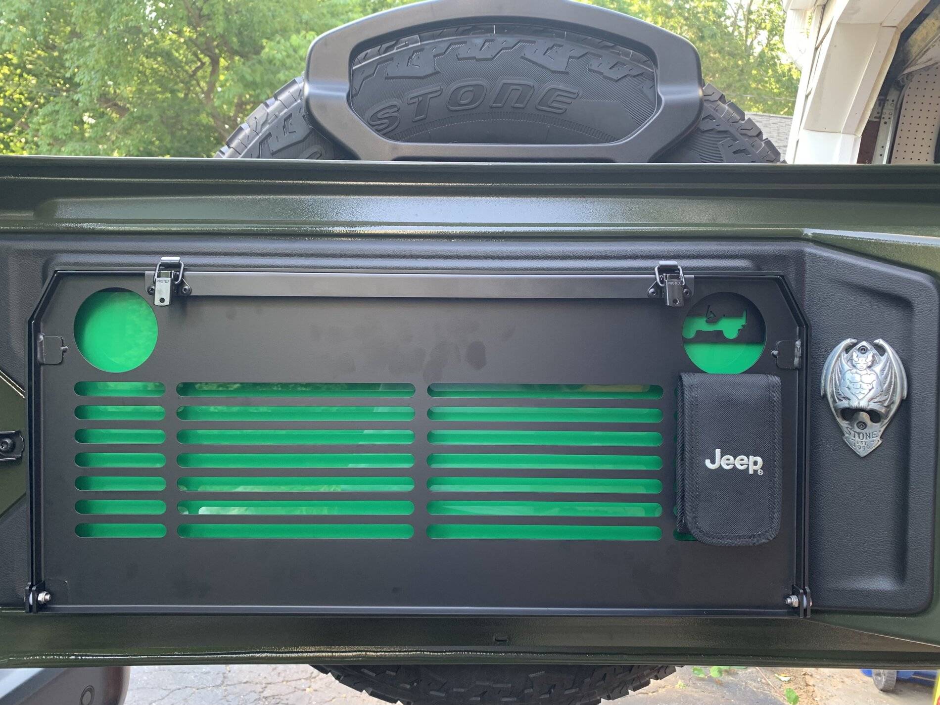 Jeep Wrangler JL Show off your Tailgate Tables! 59176B60-0833-4792-8578-1B1EE86AFBC2